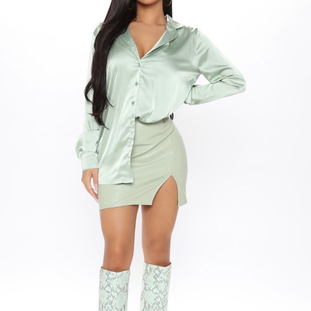 Sage Green Satin Top 💚